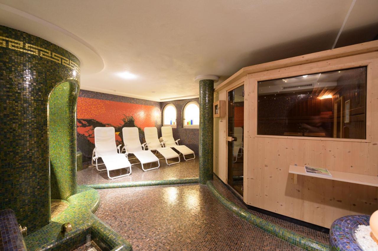 Glanzhof Hotel & Apartments Marlengo Luaran gambar