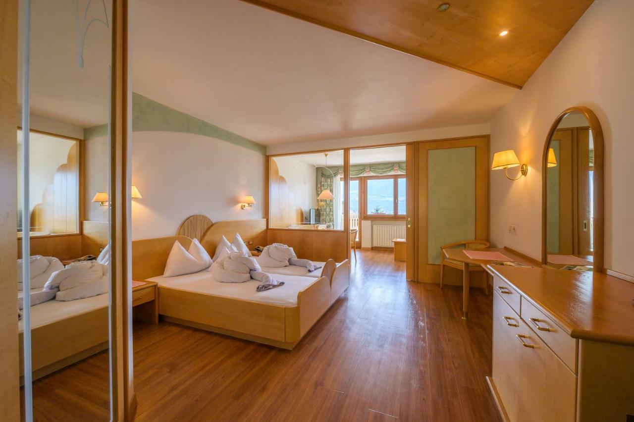 Glanzhof Hotel & Apartments Marlengo Luaran gambar